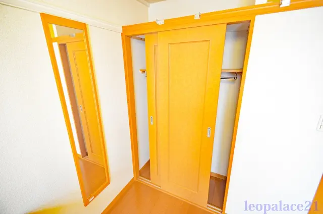 レオパレスクレール 1