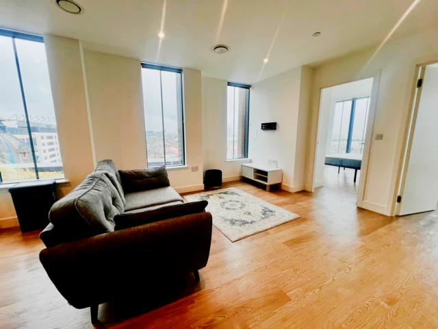 ST-903 Hadrian Tower 2