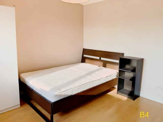 Entire Place·4B2B···Lismore Close 2