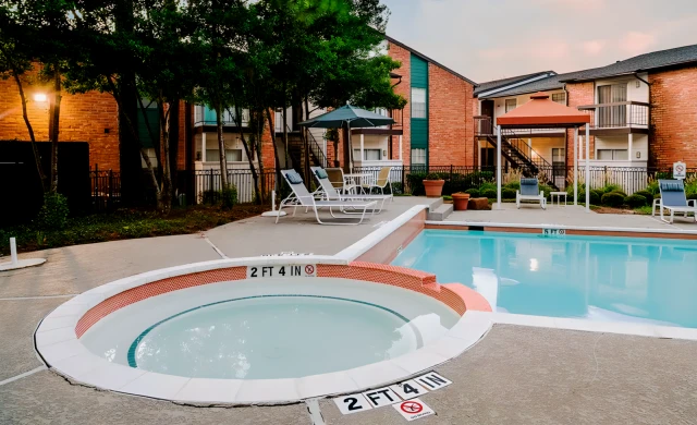 The Daphne Apartments