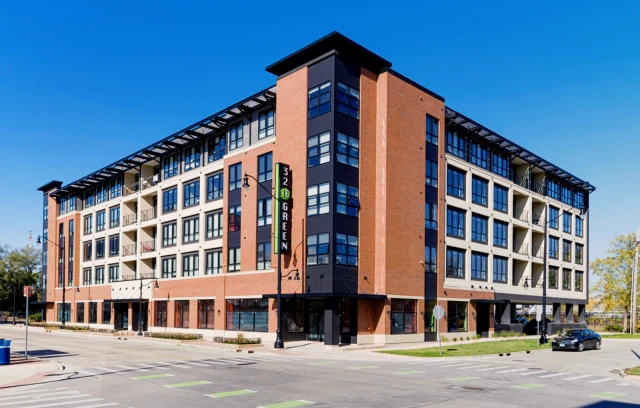 32 E. Green St Champaign IL