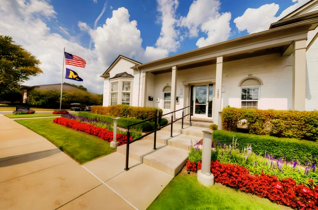 Woodbury Gardens Apartments & Townhomes