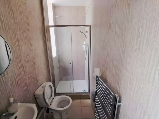 ST-High Street West 2