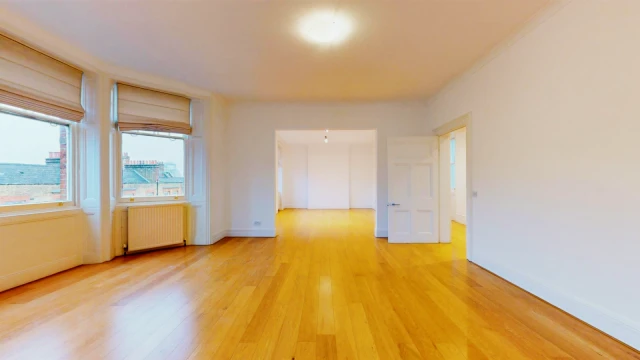 Wynnstay Gardens, Kensington 2