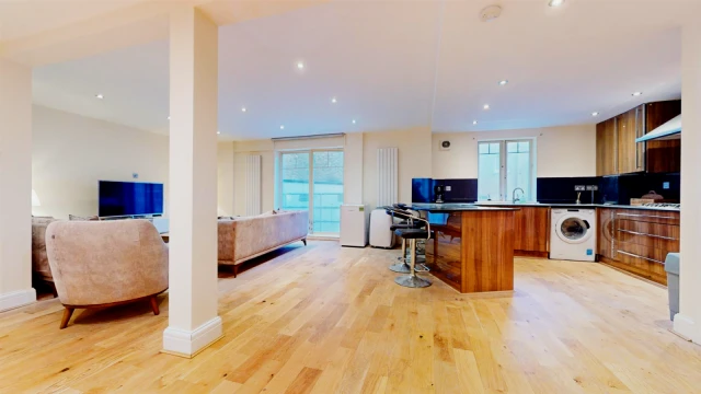 Hampden Gurney Street, Hyde Park 1