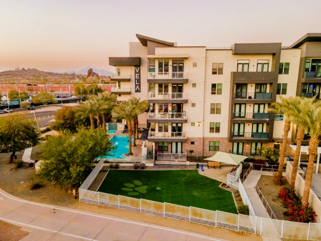 Vela at Tempe Town Lake 1