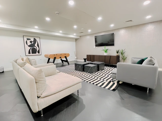 St. Peters Street 27323# 3