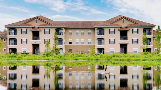 Lakeview Oaks Apartments