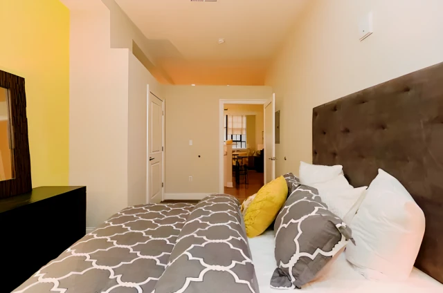 526 Penn Avenue Apartments 1