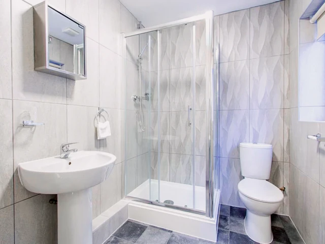 22A Blenheim Terrace 3