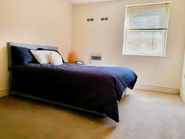 UM-74 Ashburnham Place