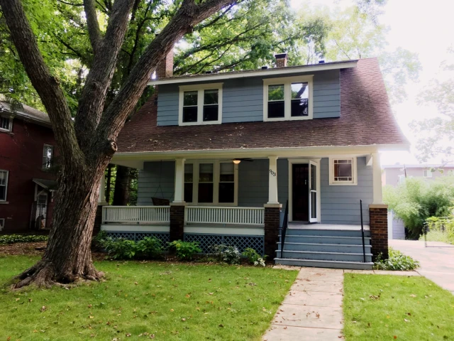 903 S. Busey Ave., Urbana, IL 61801