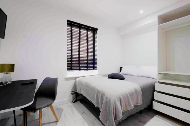 40 Baggholme Road, LN2 2