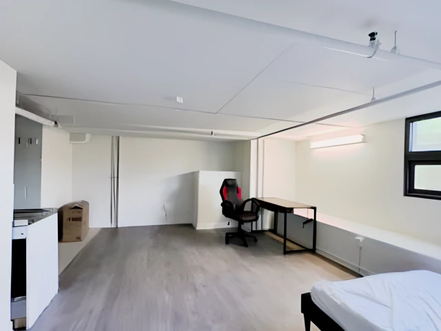 12028 Wilshire Blvd 3