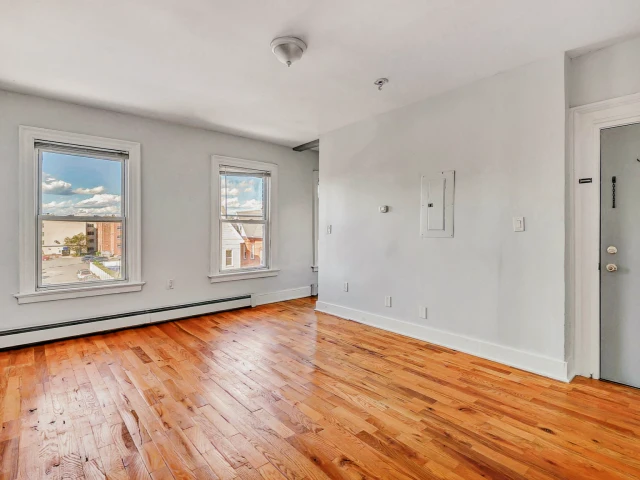 574-576 George Street 1