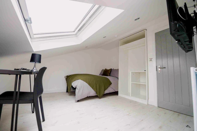 18 Claremont Street, LN2 1