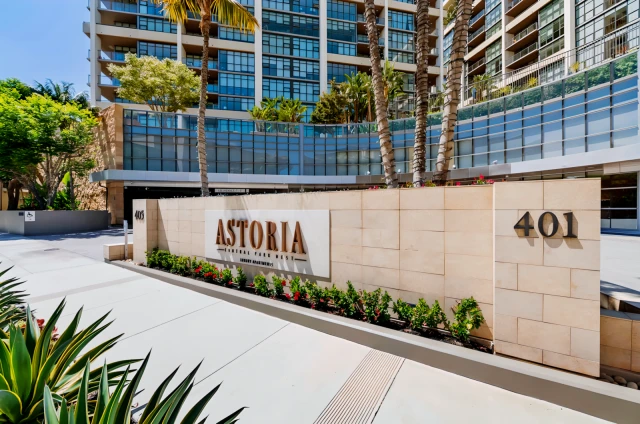 Astoria at Central Park West 1