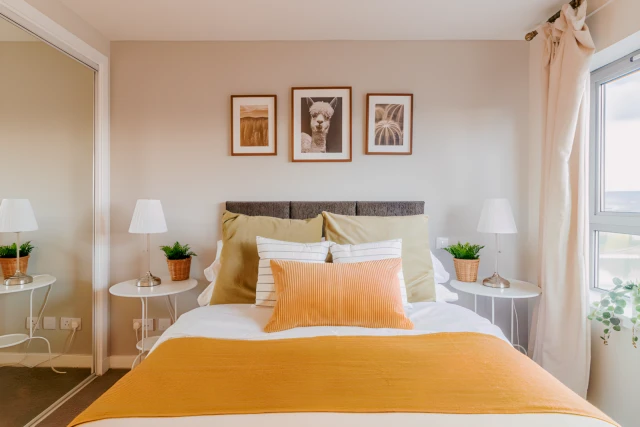 Luxury Riverview City Centre Apartment 4