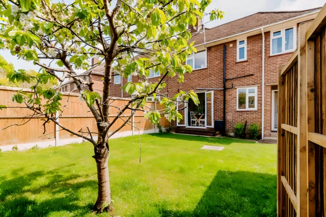 7 Bed Contractor House 1