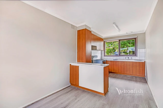 563 Clayton Road, Clayton South 3