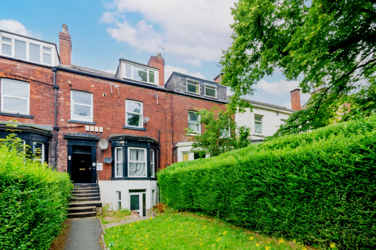 Flat 5, 257 HYDE PARK ROAD 0