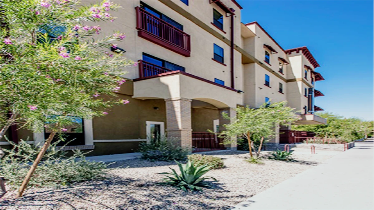 The Junction at Iron Horse 0