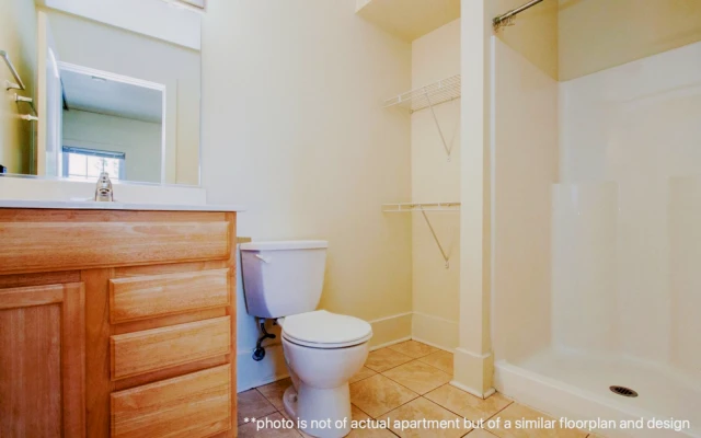 Suites on Lincoln Way 3