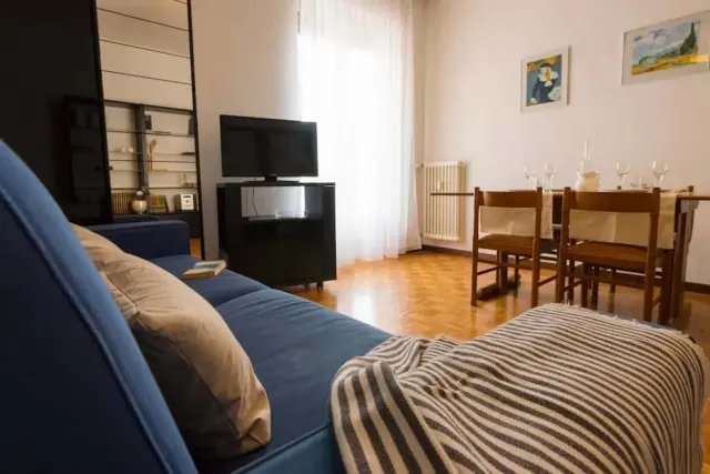 Apartment in Via Ludovico Zamenhof 1