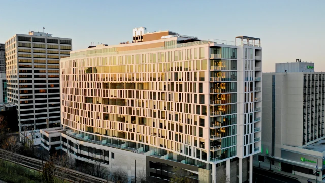 Albion Evanston