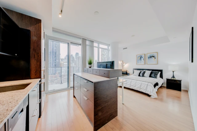 Nicholas Residences(75 St Nicholas) 2