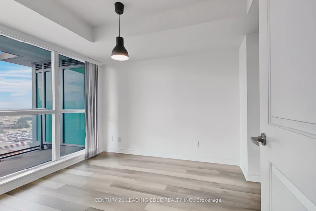 1506 - 50 Town Centre Crt 1