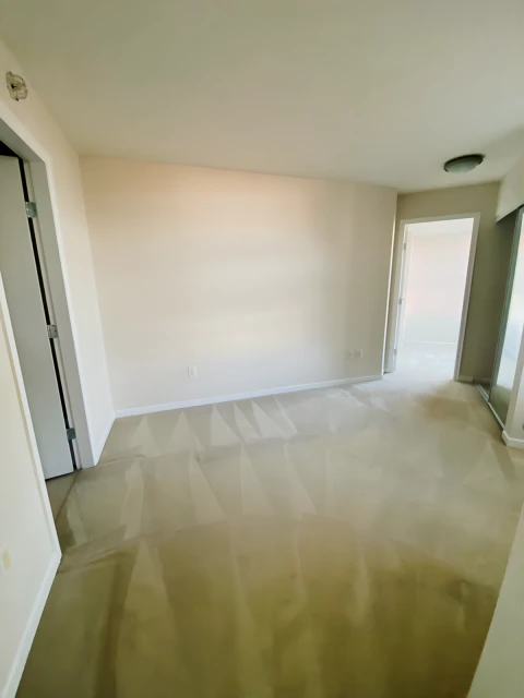 8950 University High Street 3