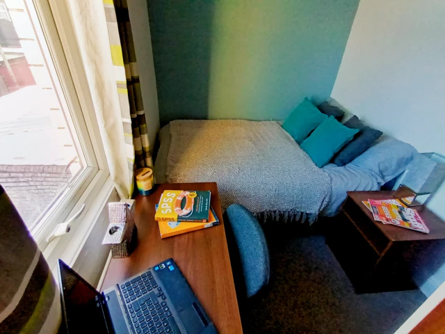 26 Newlands Road 1