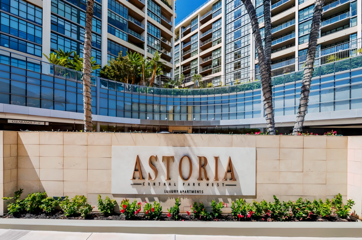 Astoria at Central Park West 0