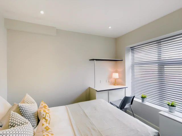 2 Queen Anne Street 1