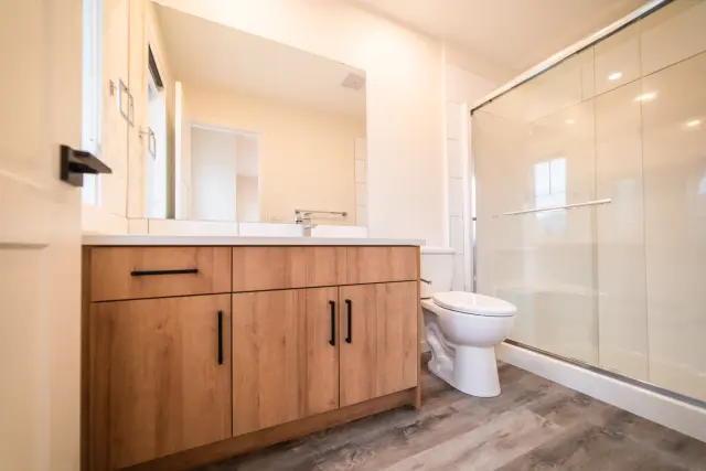 Duplexes in Orchards at Ellerslie 4