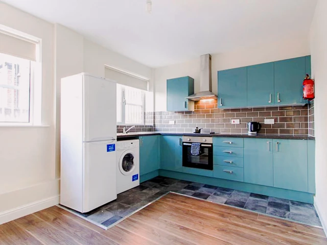 22A Blenheim Terrace 2