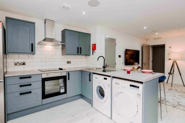 19 Langdale Road – Flat 1 3